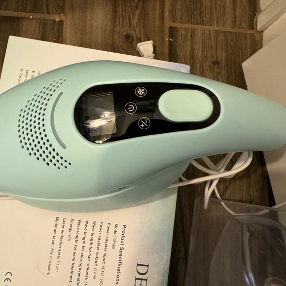 Deess IPL Laser Hair Remover - In Box - Picture 4 of 8